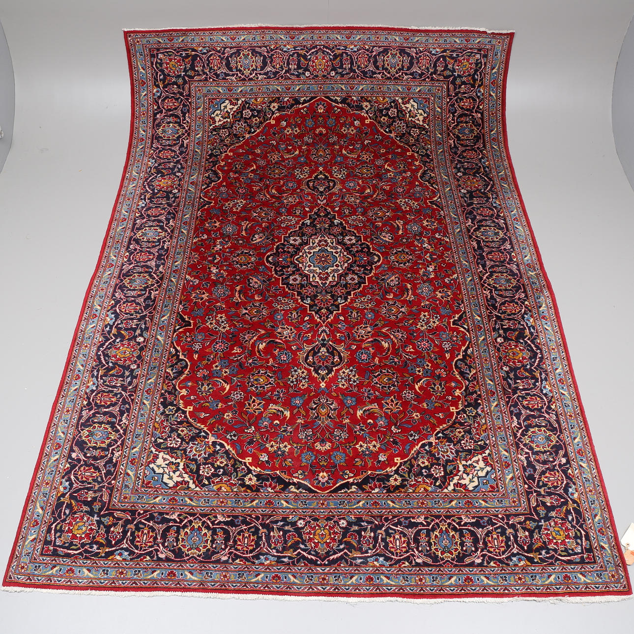 MATTA, Iransk Kashan, 332x230 cm.