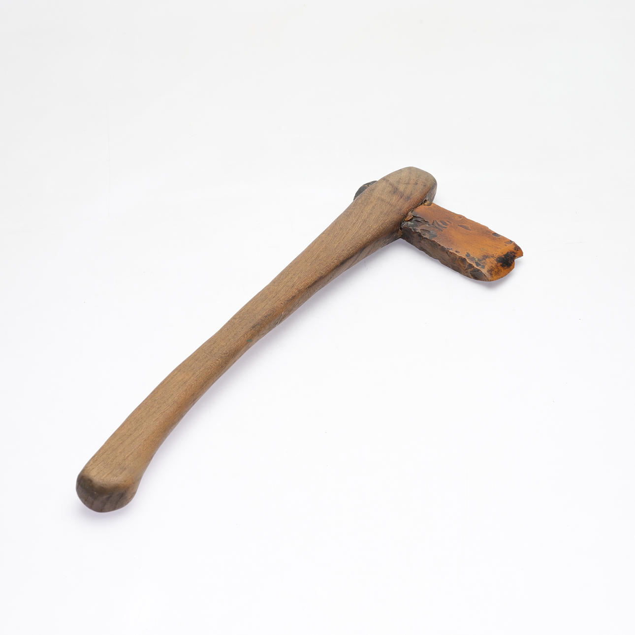 KIVIKIRVES, piikivi, kivikausi.