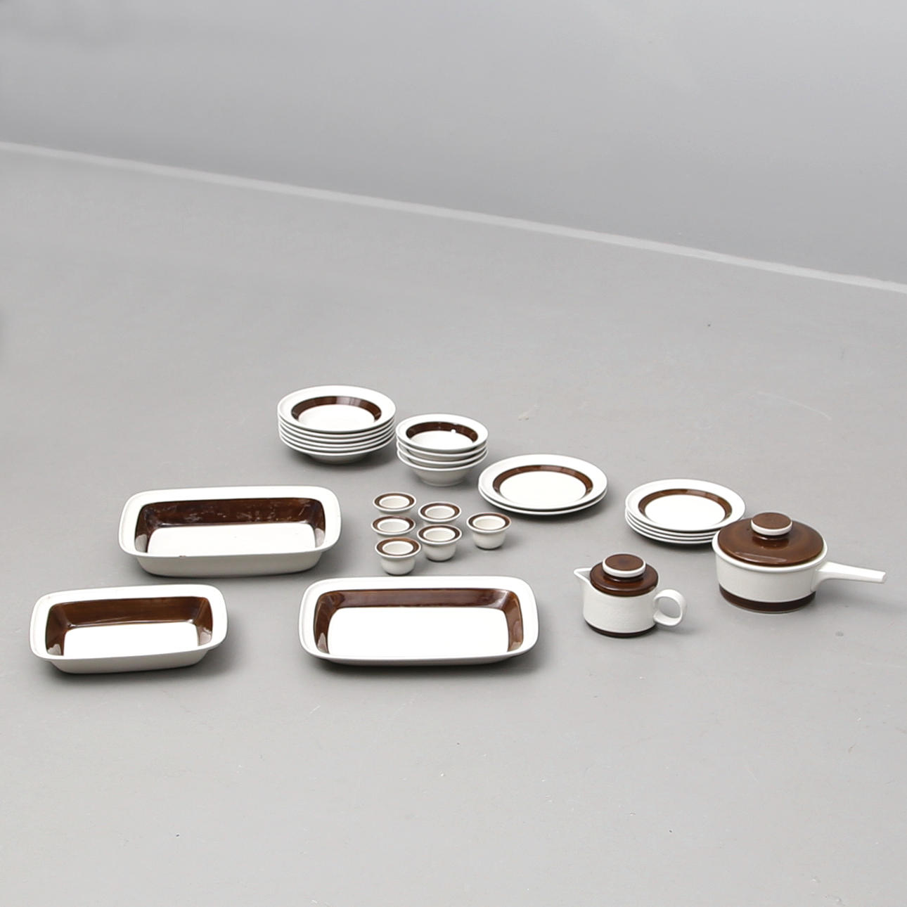 PARTI SERVISDELAR, 27 st, porslin, Rörstrand Forma.