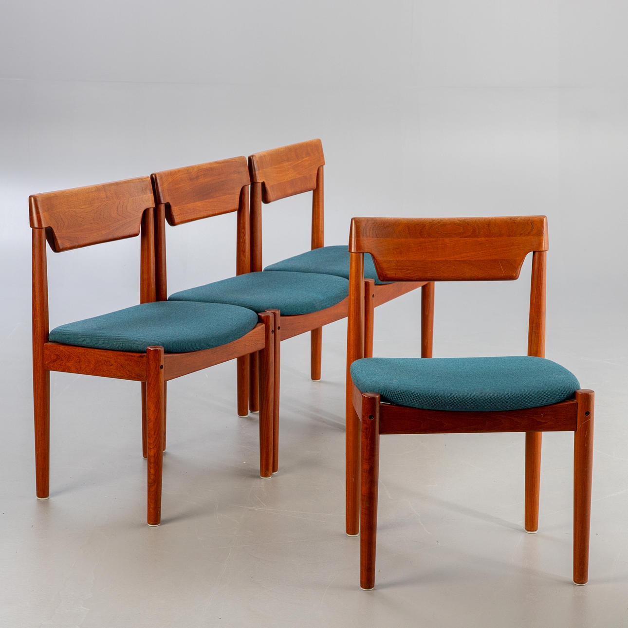 Glostrup. 4 Teak Stühle.