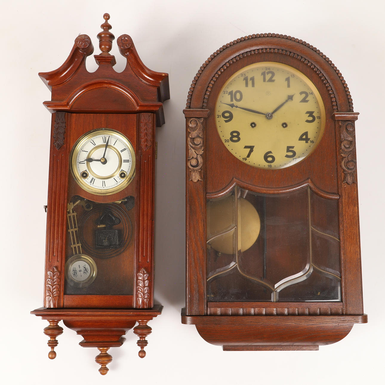 A wall clock, 2 pieces, fol. a. Junghans, 20th century.