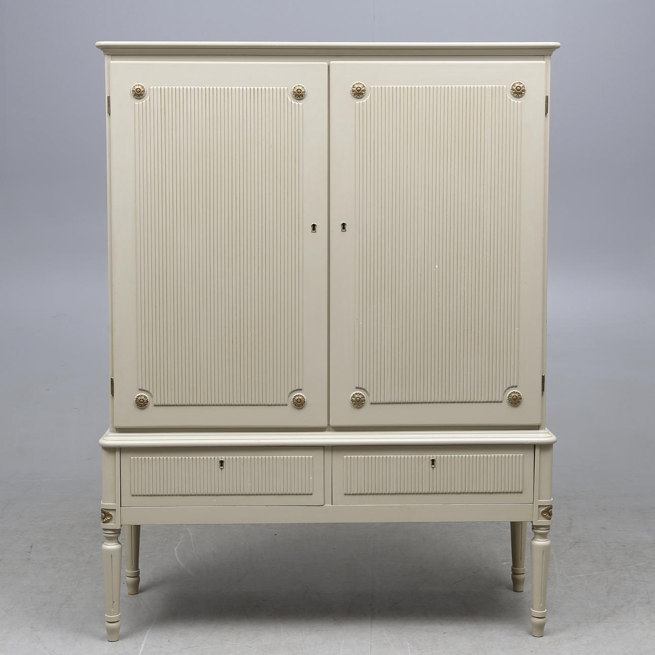 SKÅP, gustaviansk stil, 1900-tal.