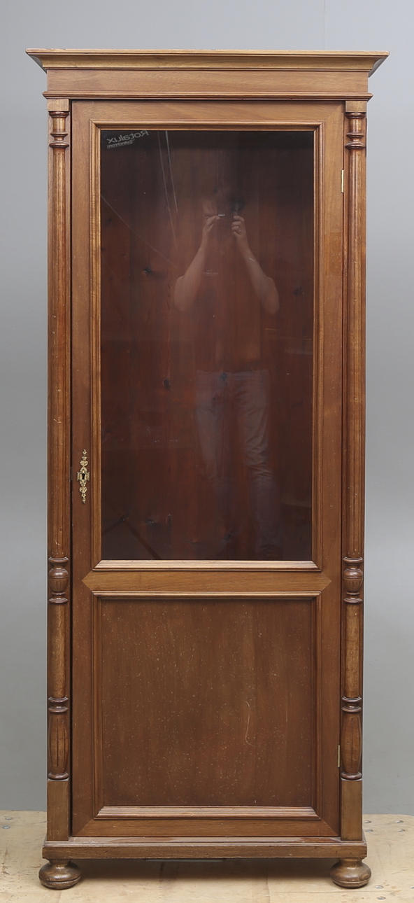 SKÅP, omkring 1900.