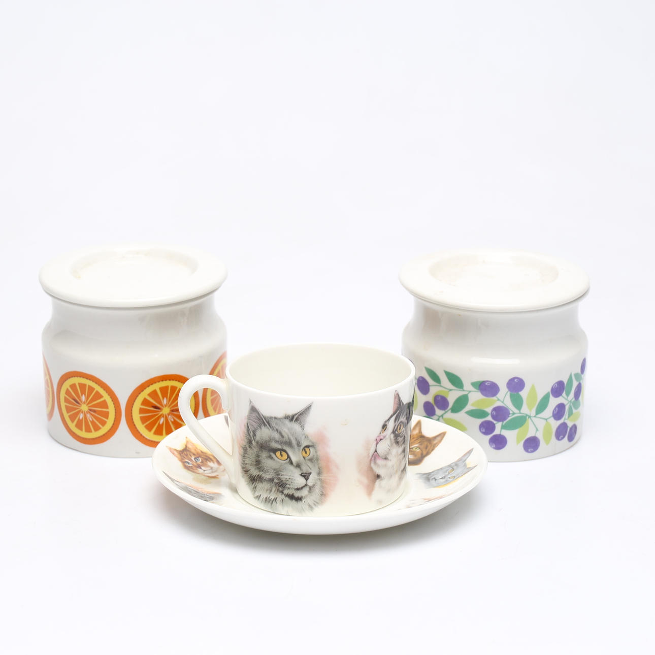 3-teilige Rörstrand- und Teetassengläser und Arabia.