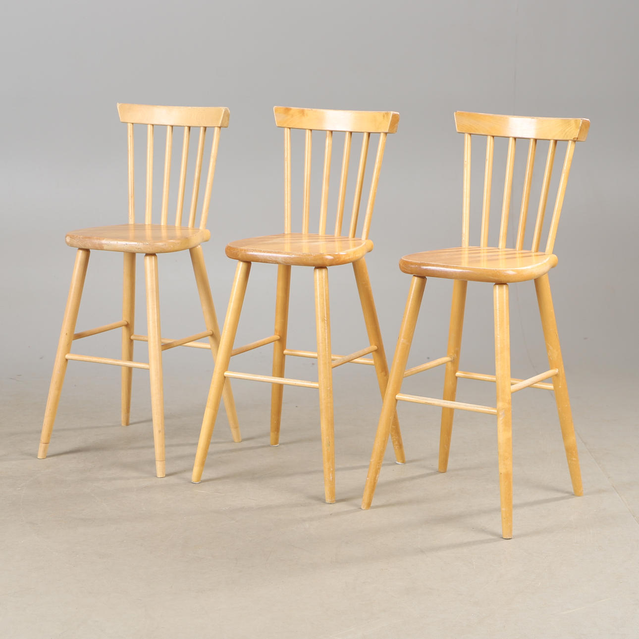 BARNSTOLAR, 3 stycken, "Kullastolen", björk.