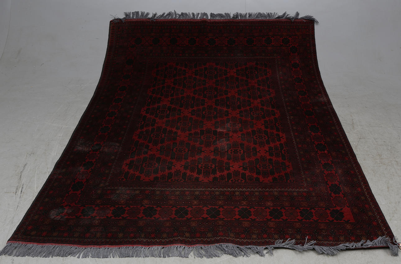 MATTA, Afghan, ca. 230x172 cm.