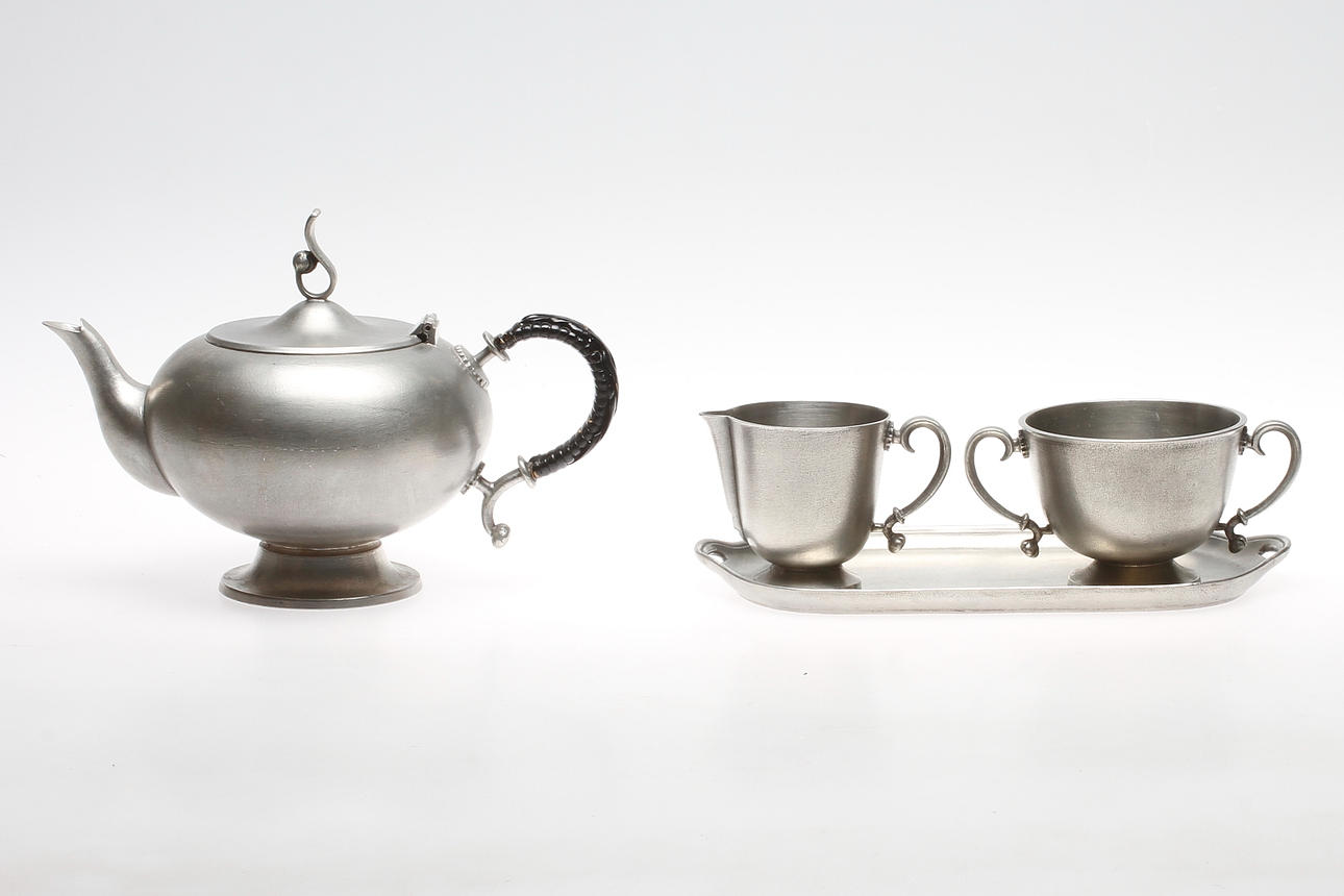 TESERVIS, 4 delar, tenn, Edvin Ollers, Schröder och Olsson, Stockholm, 1940/50-tal.