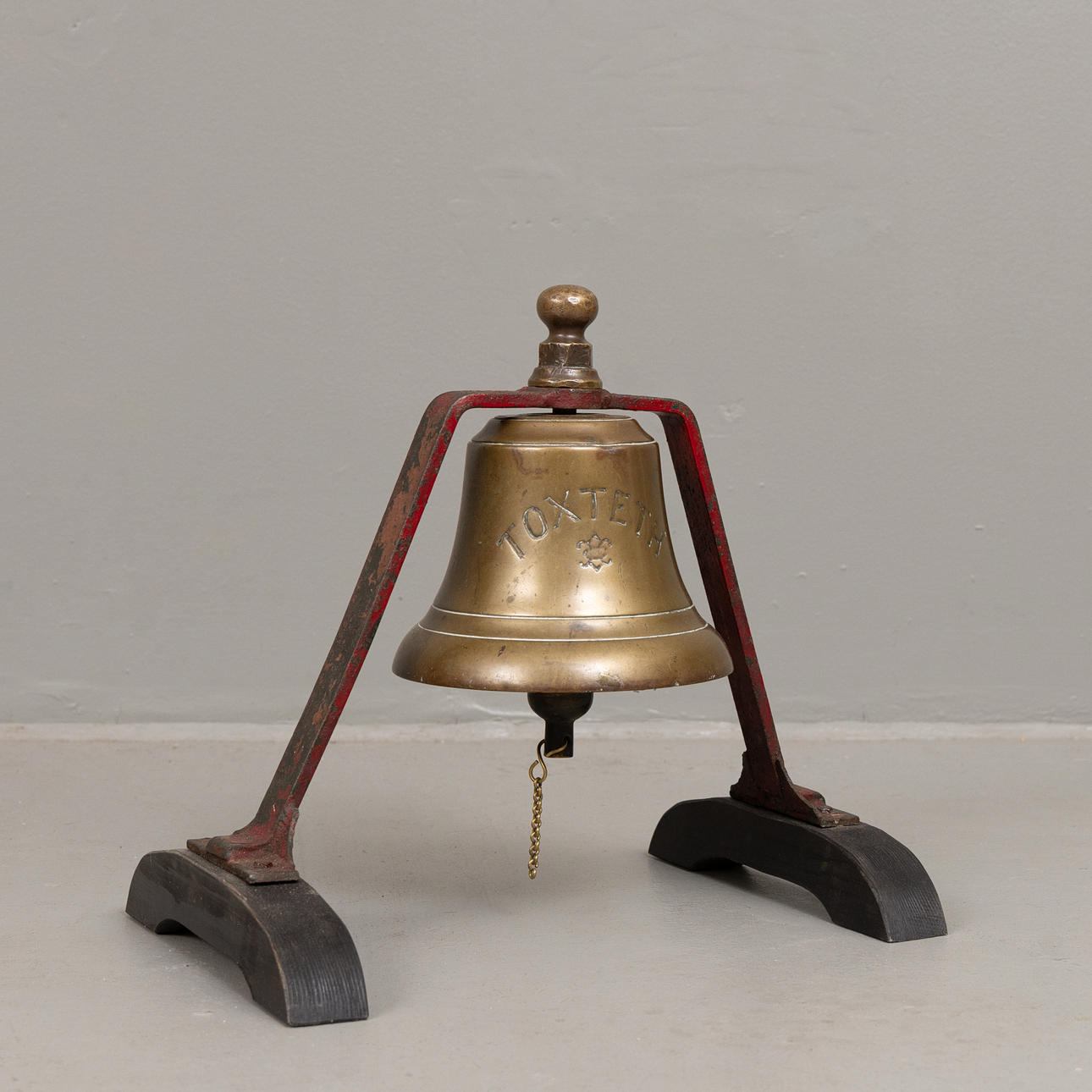 SHIP BELL, fuld rig Toxteth, bygget Southampton 1887.