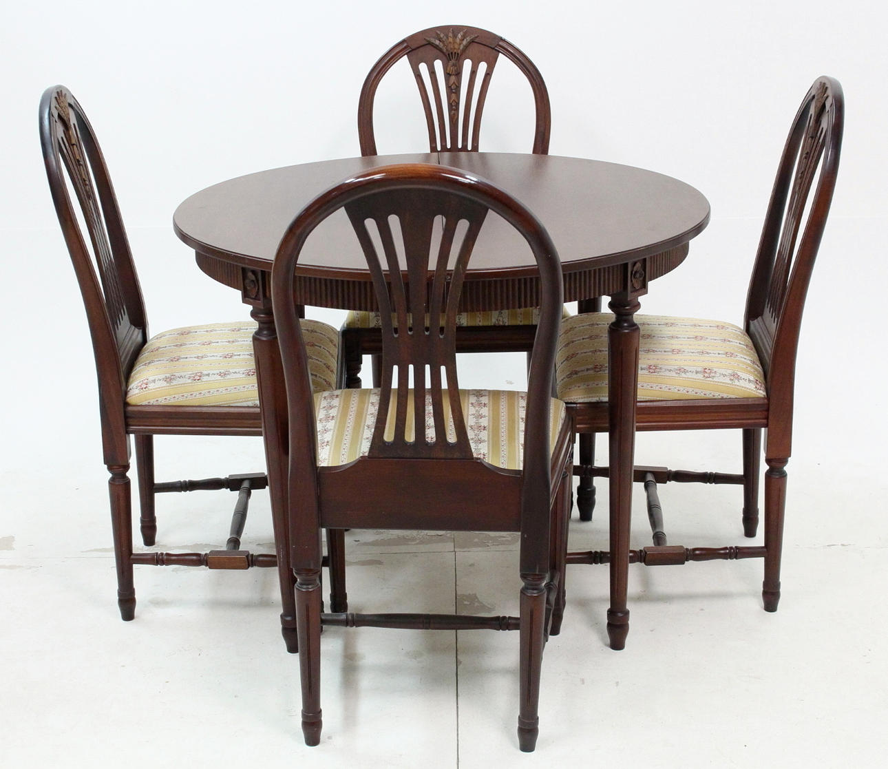 MATSALSGRUPP, 5 delar,Gustaviansk stil, Axet.