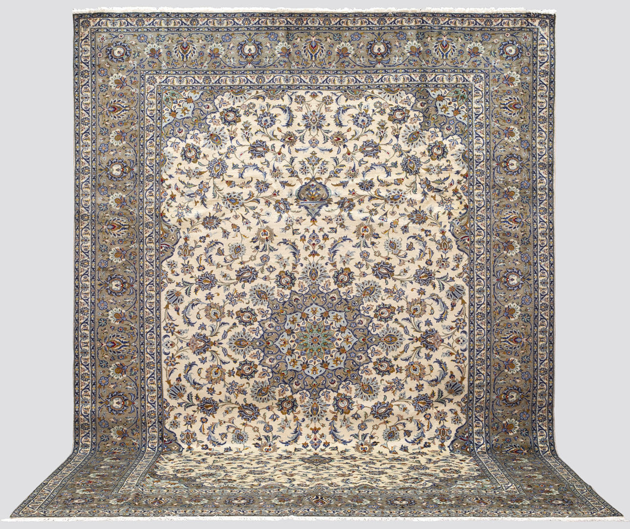 TEPPICH, Heller Keshan, fein, 407*298 cm.