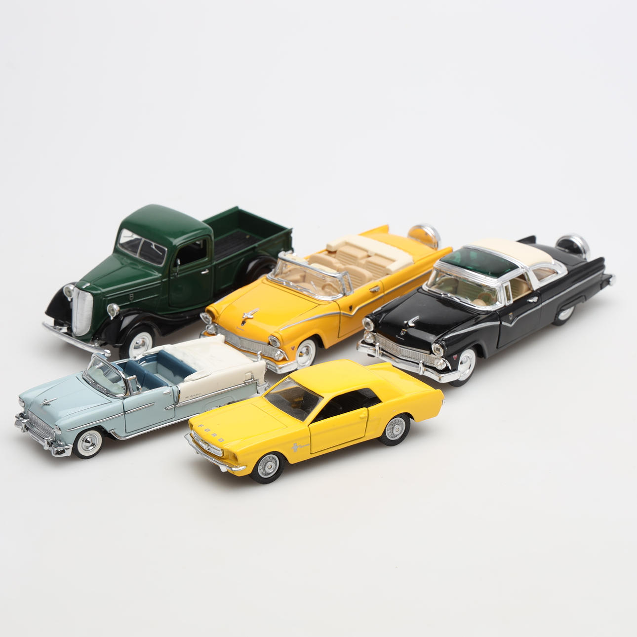 MODELBILER, 5 stk., Ford.