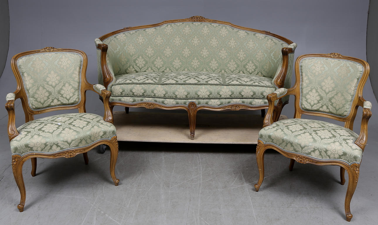 SALONGSGRUPP, 3 delar, rokokostil, 1900-tal.