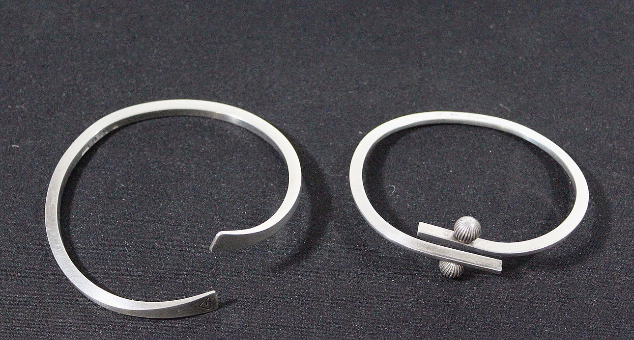 ARMRING, 2 st silver Göteborg, total vikt, 51,6 gr.