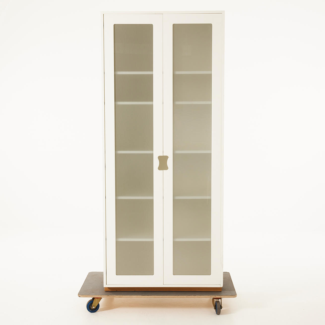 THOMAS SANDELL and JONAS BOHLIN. High cabinet, display case “Snow” for Asplund.