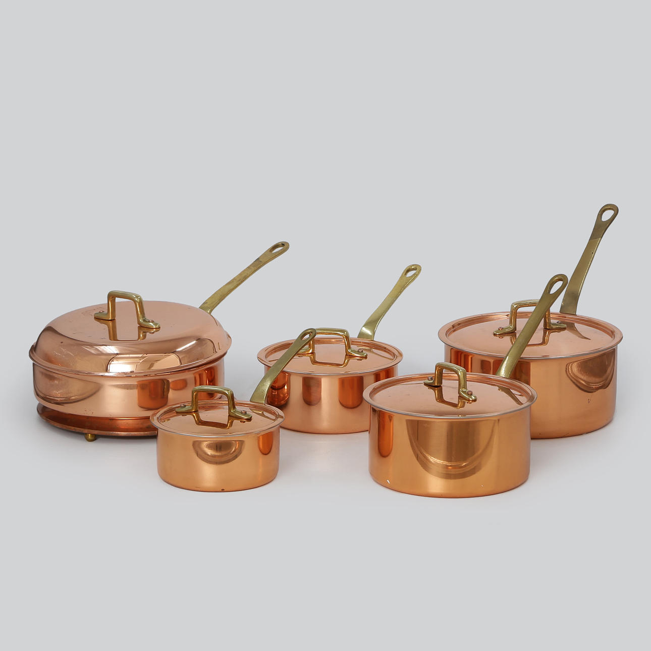 5 POTS/PANS, CUPS. BRASS, DENMARK.