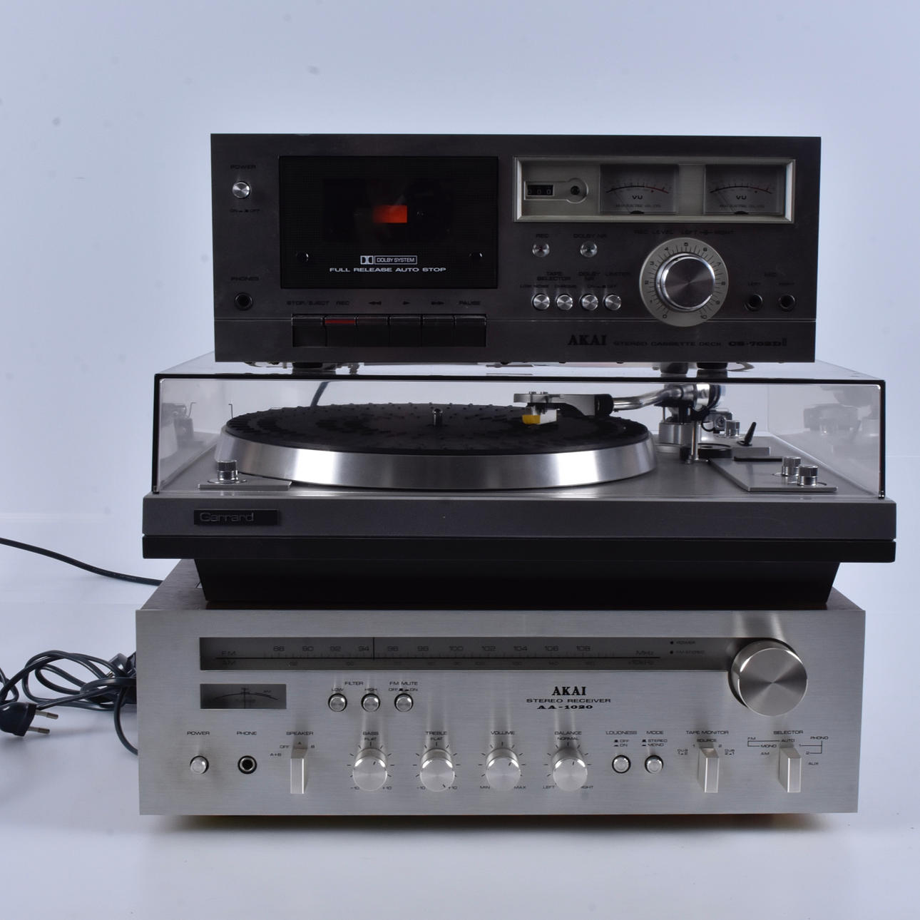 STEREO JA LEVYSOITIN, Akai ja Gerrard.