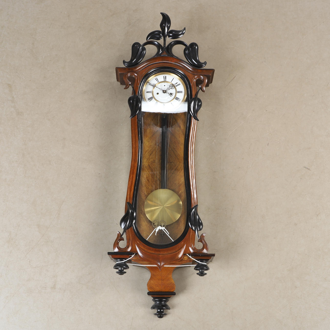 VÄGGUR, mahogny, 1900-talets första hälft.