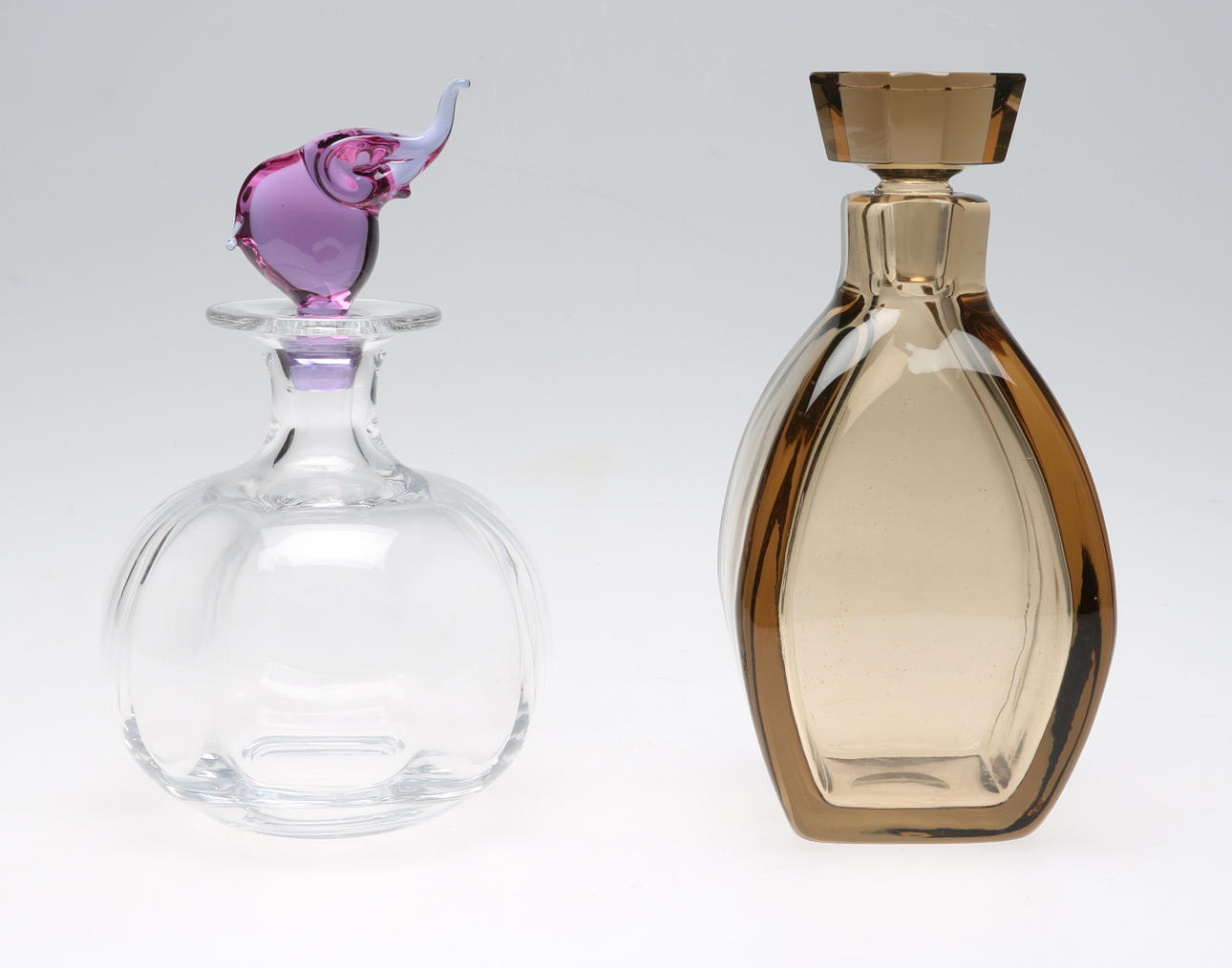 KARAFFER, 2 st, glas, 1900-tal.