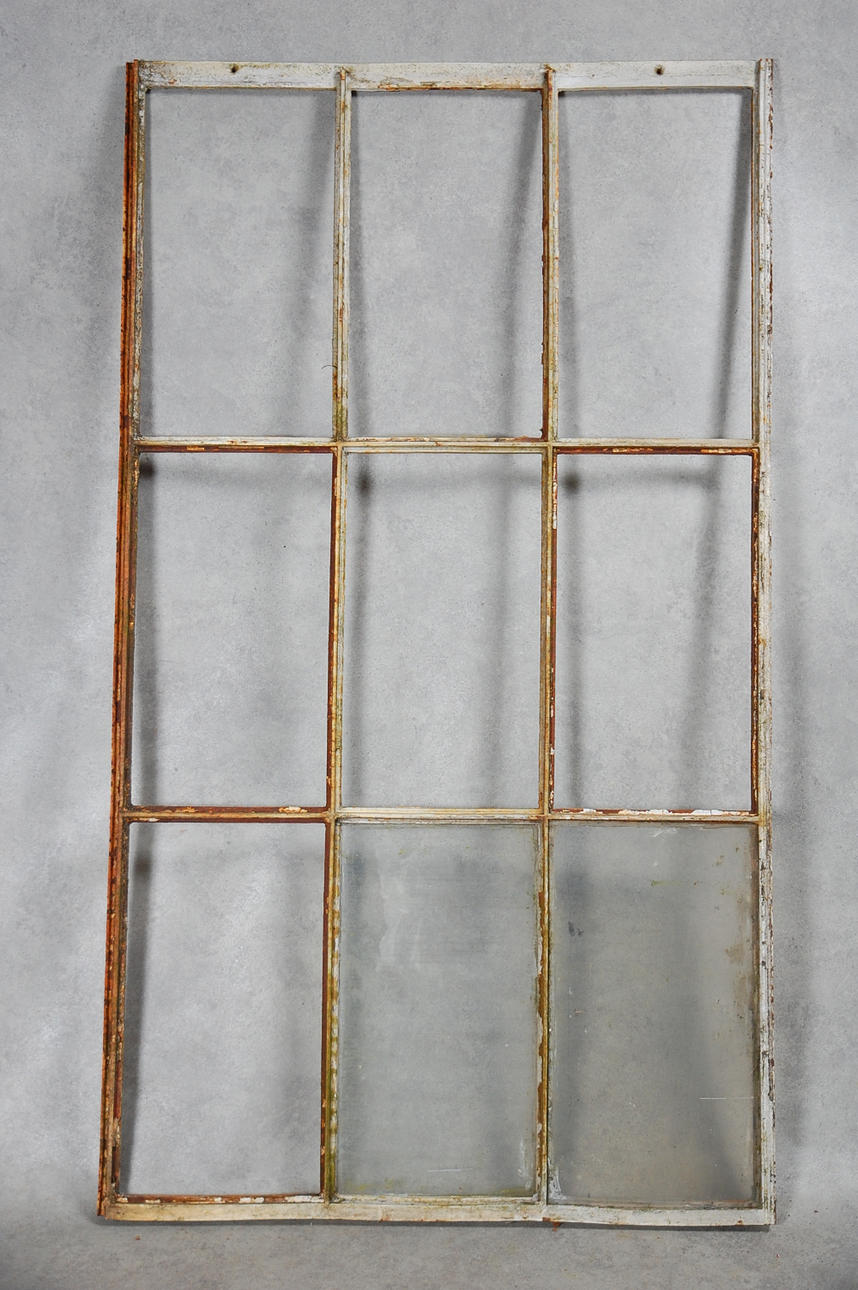 STORT GJUTJÄRNSFÖNSTER, 1900-talets början 173 x 98 cm.