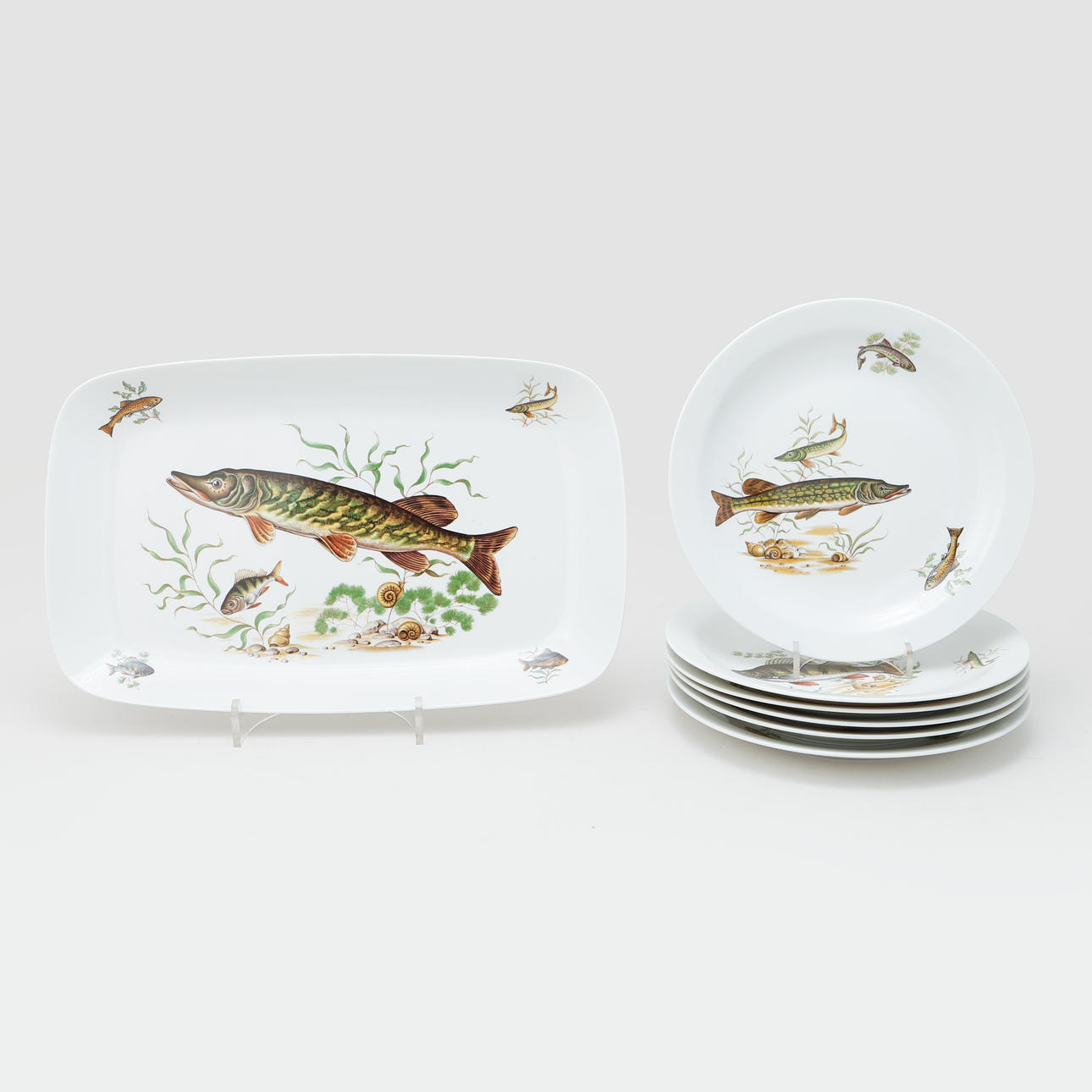 A 7-piece fishbowl set, Porcelain, Rörstrand.