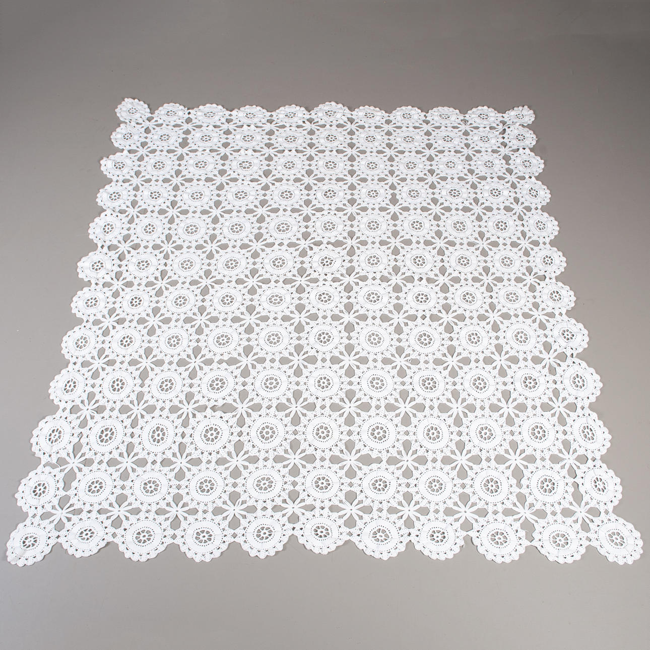 TAGESDECKE/TISCHDECKE, gehäkelte Baumwolle.