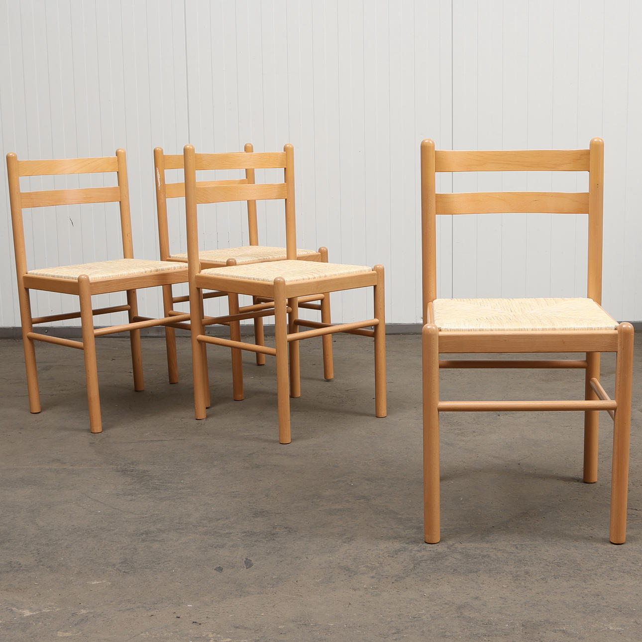 STOLAR, 4 st, lövträ, 1900-talets andra hälft.