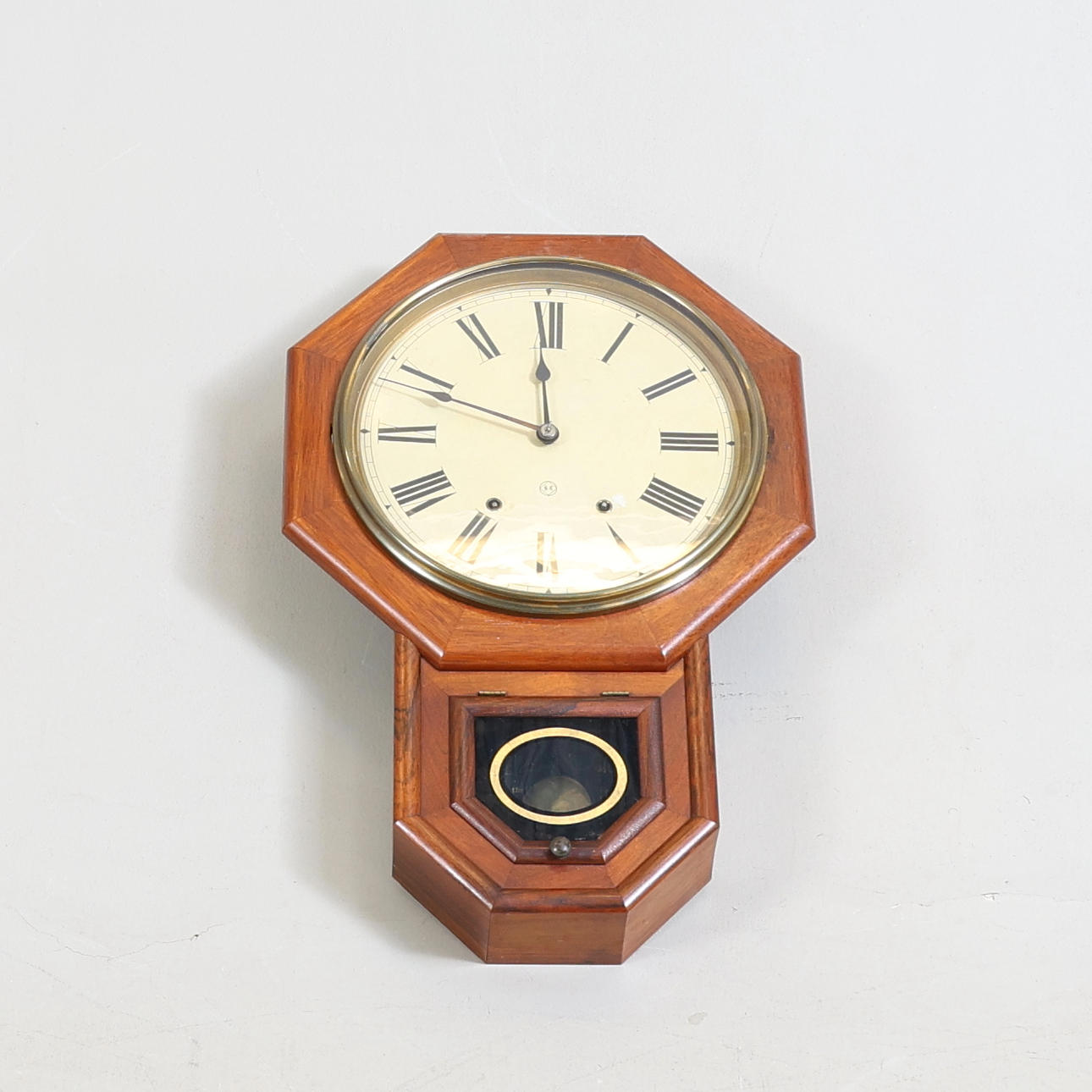 VÄGGUR, Seth Thomas, Thomaston, Connecticut, 1900-talets början.