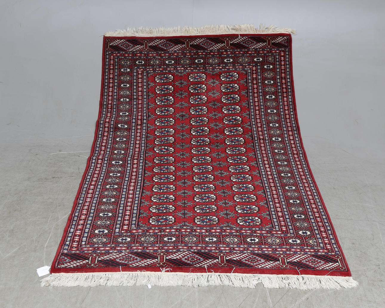 MATTA, Afghan, ca. 190x128 cm.