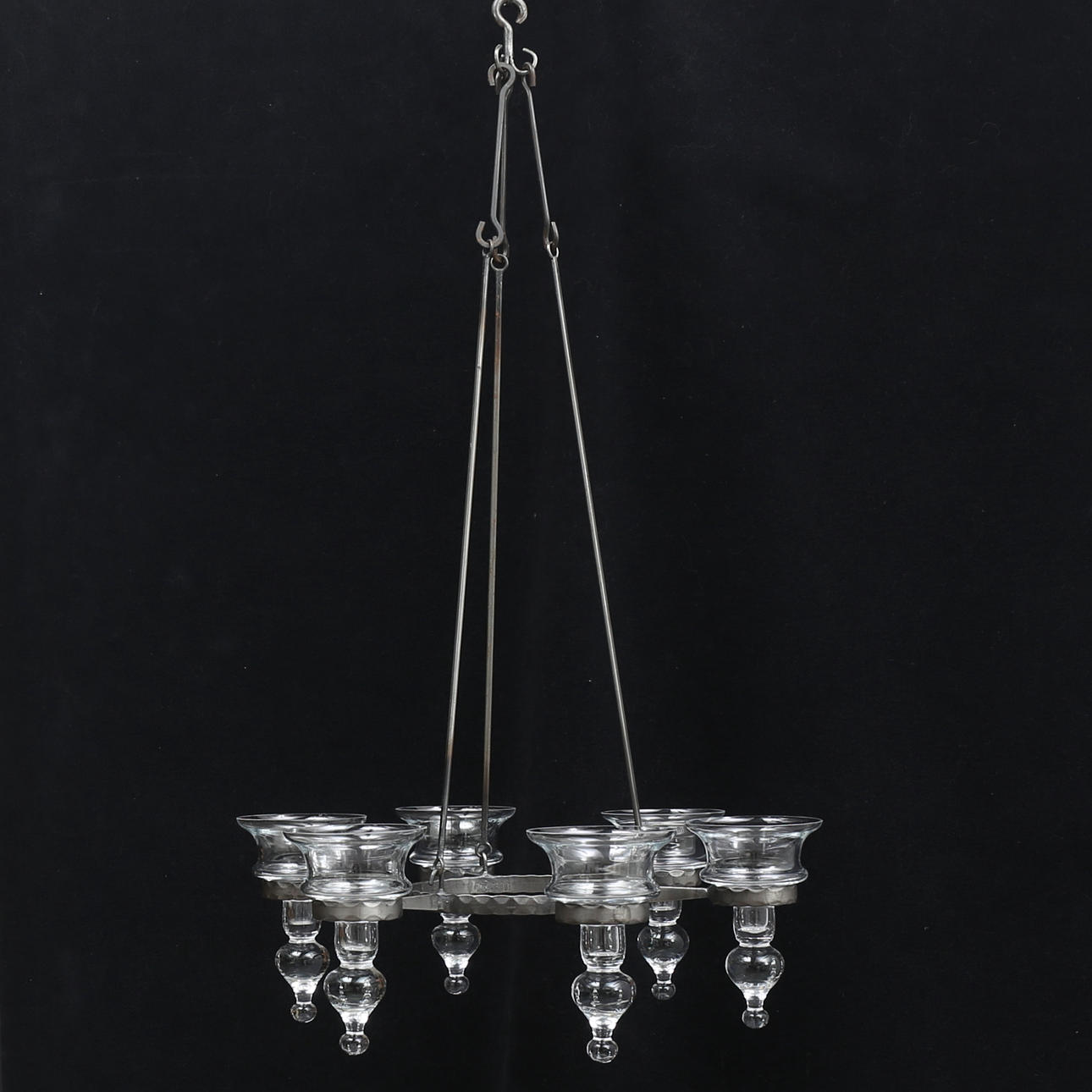 LJUSKRONA för sex ljus. Bertil Vallien för Boda Smide.