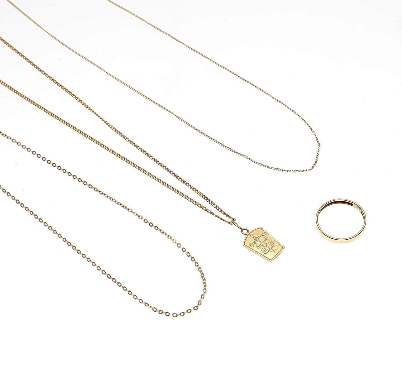 PARTI GULD, 3 st kedjor samt ring och hänge, guld 18k, vikt ca 13,5 gram.