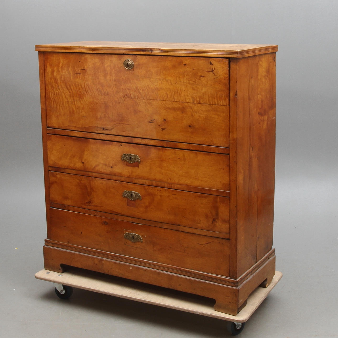 CHIFFONJE, 1800-tal.