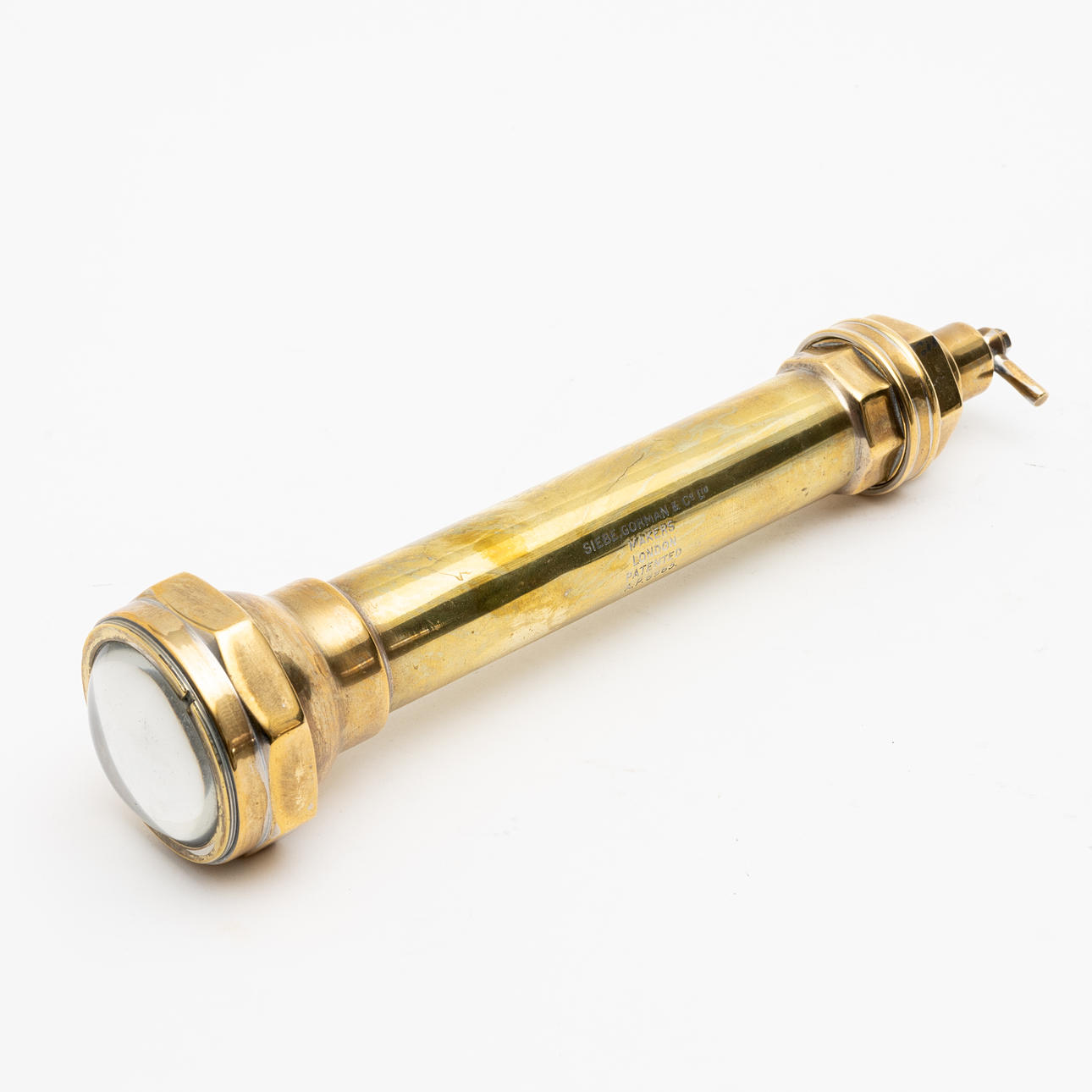 Eine Messingtaucherlampe, Siebe Gorman, erste Hälfte des 20. Jahrhunderts.