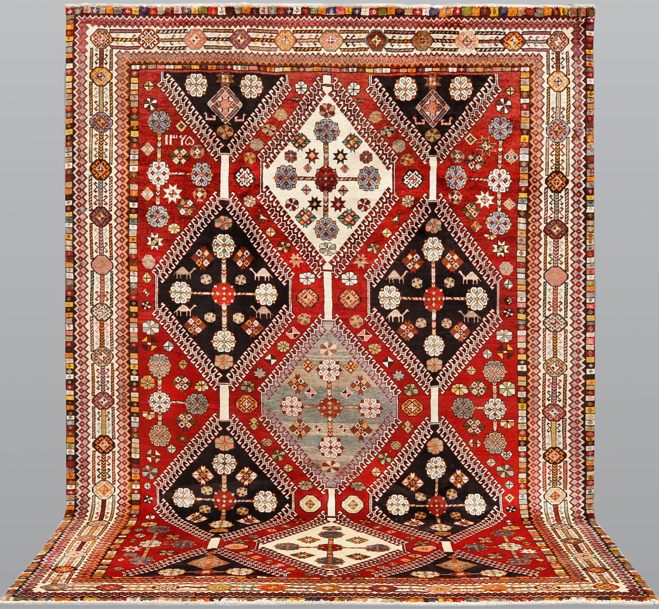 MATTA, Baktiari, Fine, 290*210 cm.