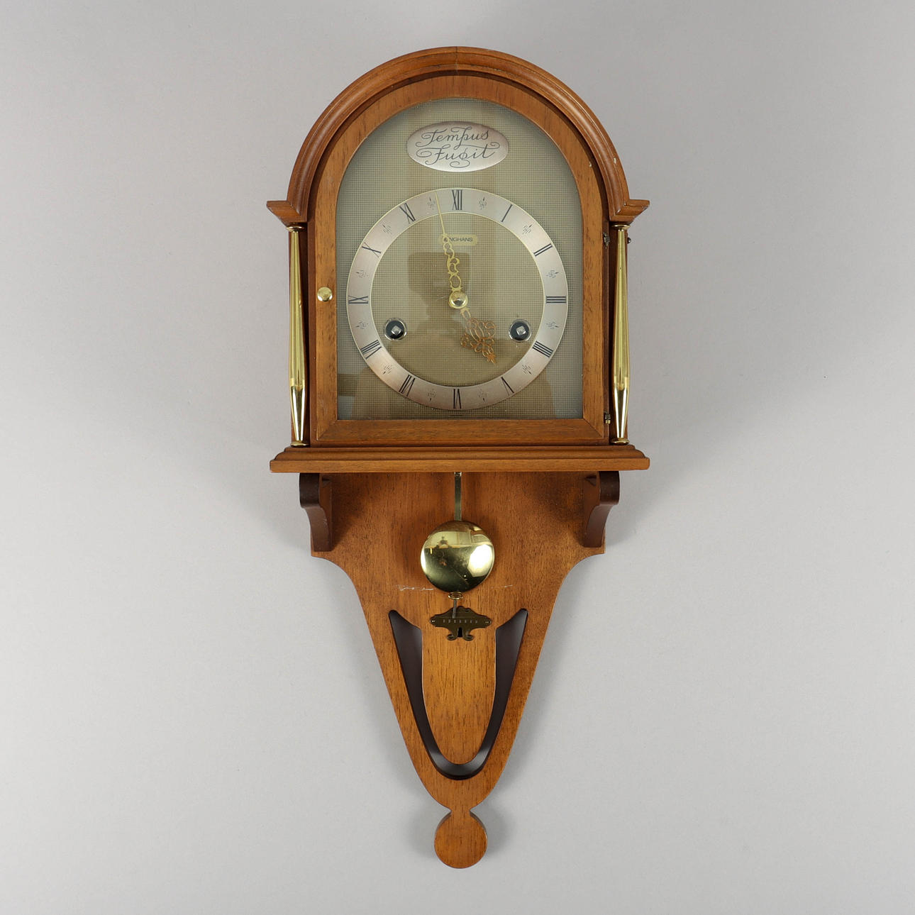 WANDUHR Junghans, Tempus Fugit.