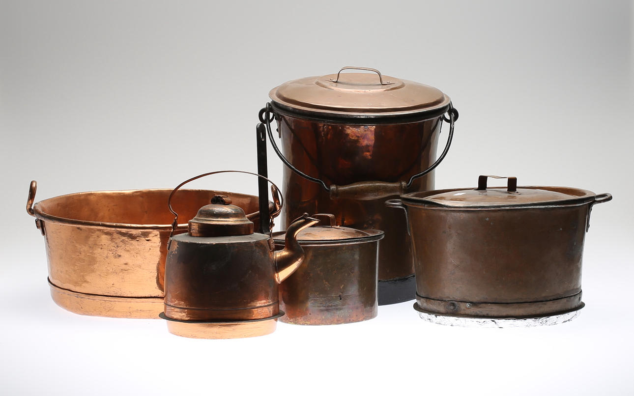 KOPPARFÖREMÅL, 5 delar, bland annat R.Sundström, Nyköping.