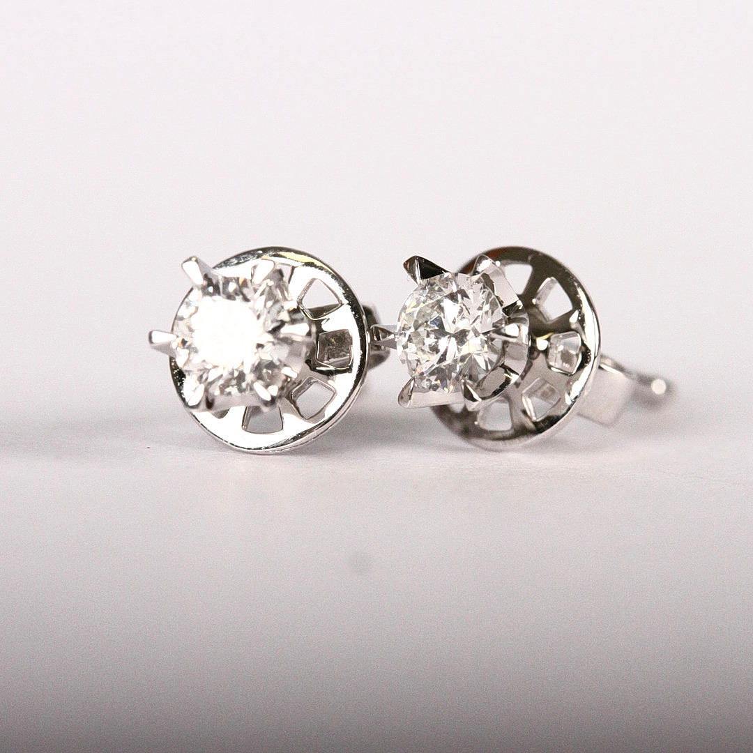 SOLITAIRE EARRINGS, 0,37ct, white gold 18K.