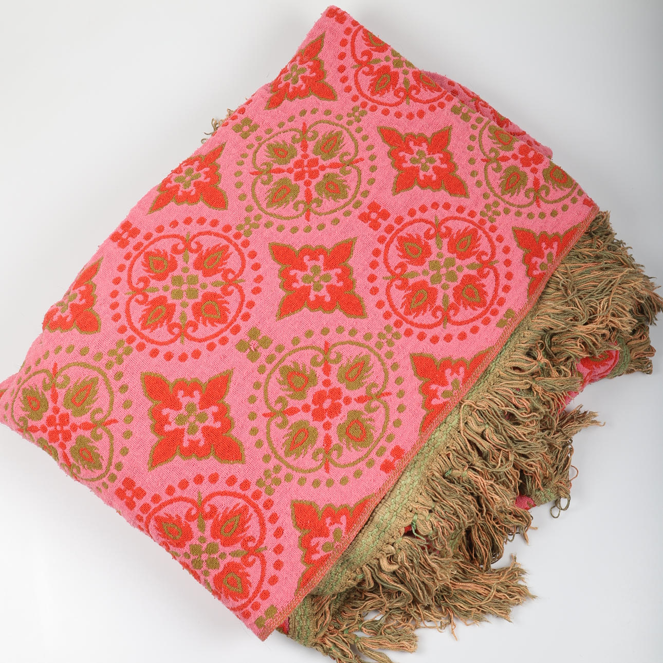 Eine textile Tagesdecke, 1960-70er.