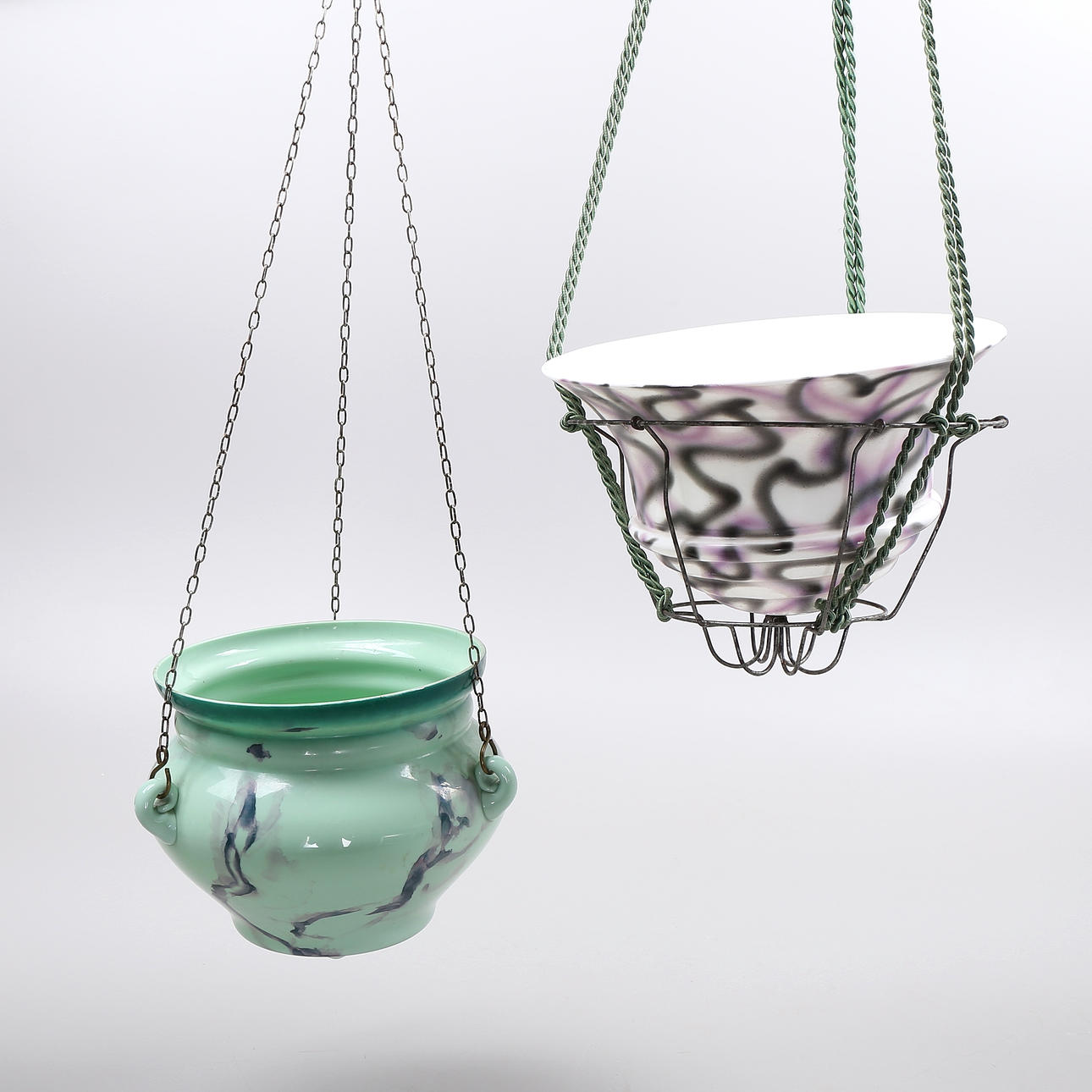 AMPLAR, 2 st, glas, 1900-talets första hälft.