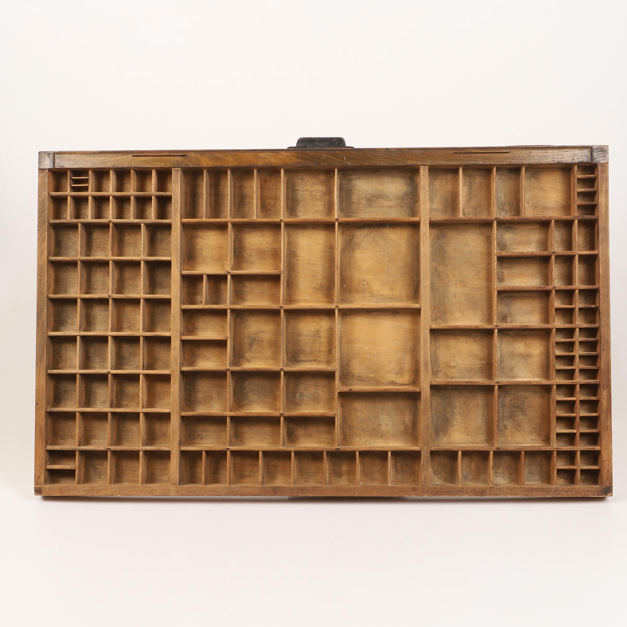 KASTLÅDA, trä, Boklund, 1900-tal.