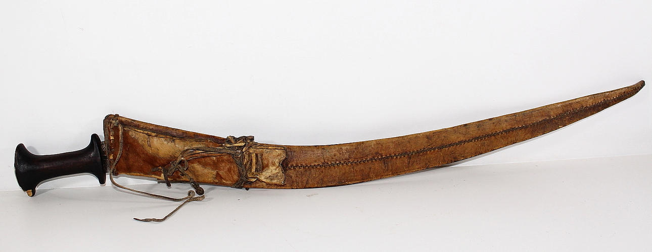 SVÄRD med SLIDA, typ Sosun Patta.