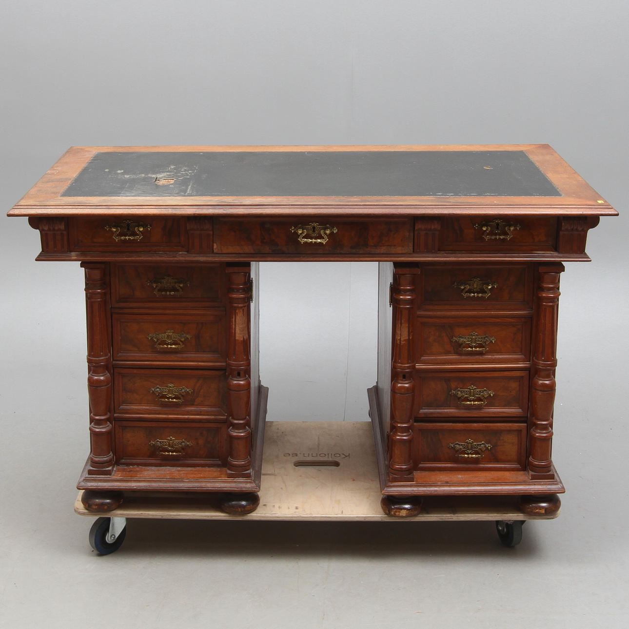 SKRIVBORD, nyrenässans, sent 1800-tal.