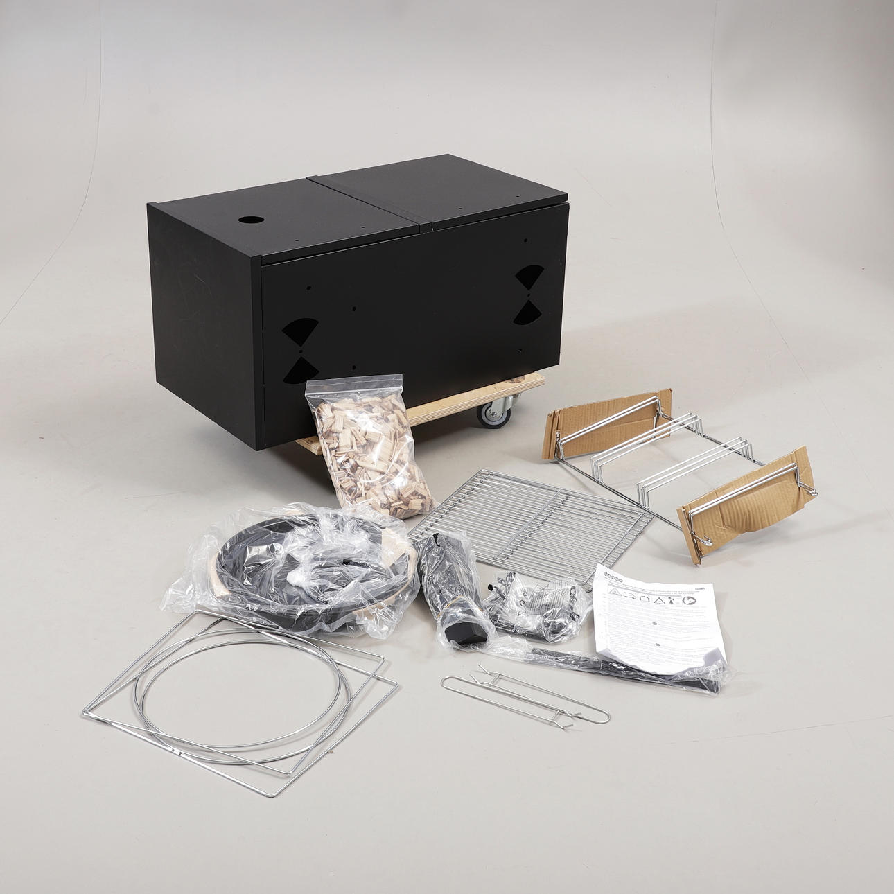 KÖTT- OCH FISKRÖK, metall, TecTake, 2020-tal.