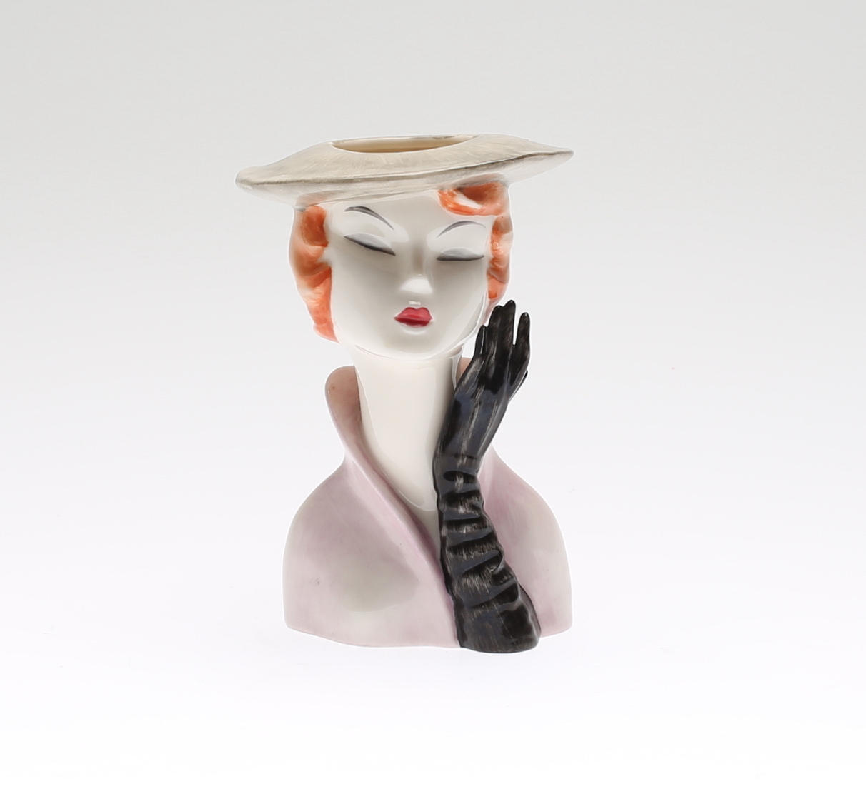 VAS/ FIGURIN, porslin, Goebel, 1957.