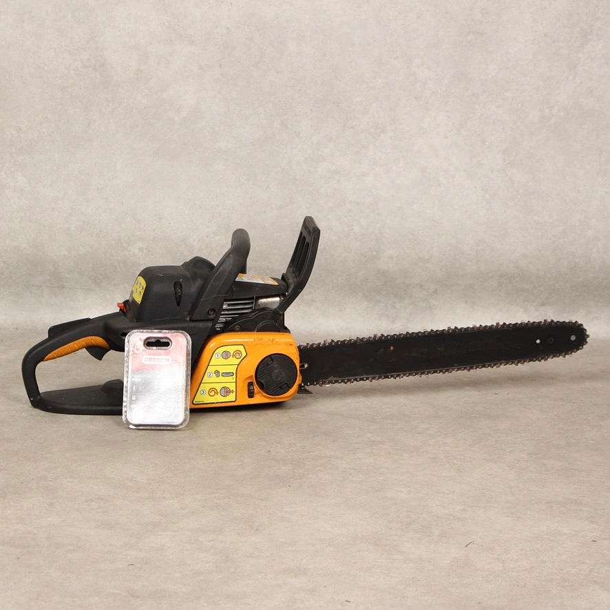 KETTENSÄGE. McMuculloch, zeitgenössisch.