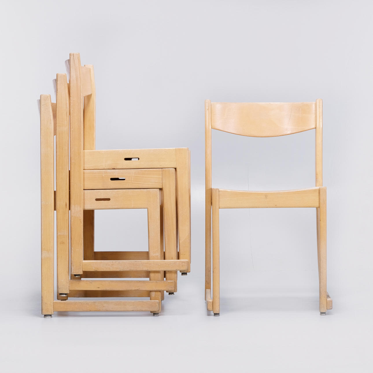 STOLAR, orkesterstolar, 1900-tal (4 st).