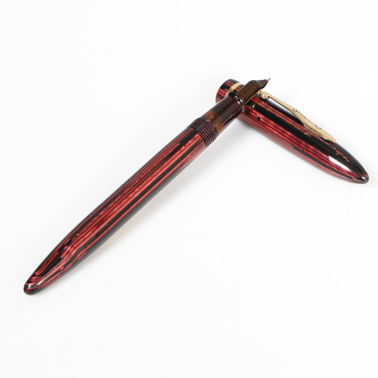 EIN SHEAFFER BALANCE JUNIOR FÜLLFEDERHALTER AUS DEN 1930ER JAHREN.