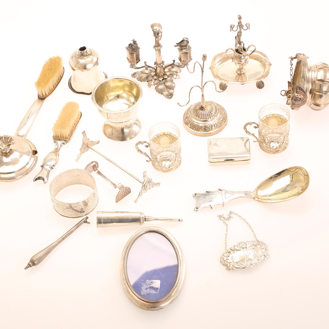 MISCELLANEOUS SILVER, 20 pieces.