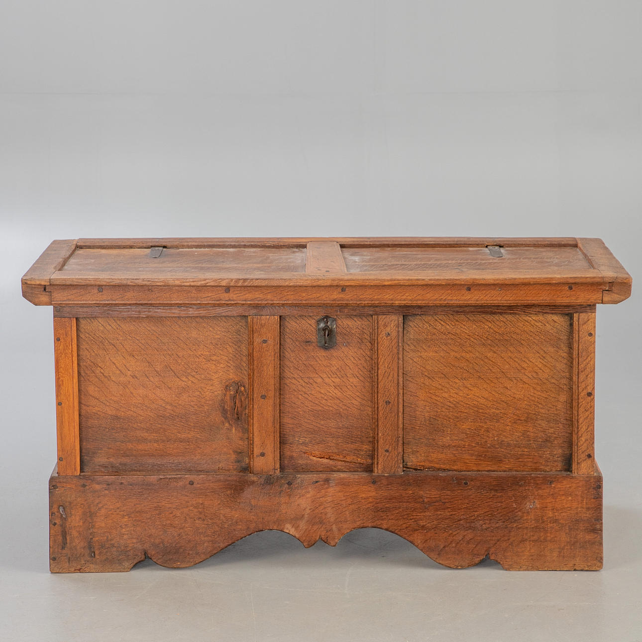 Flachdeckeltruhe, Eiche, Norddeutschland, 19. Jh.