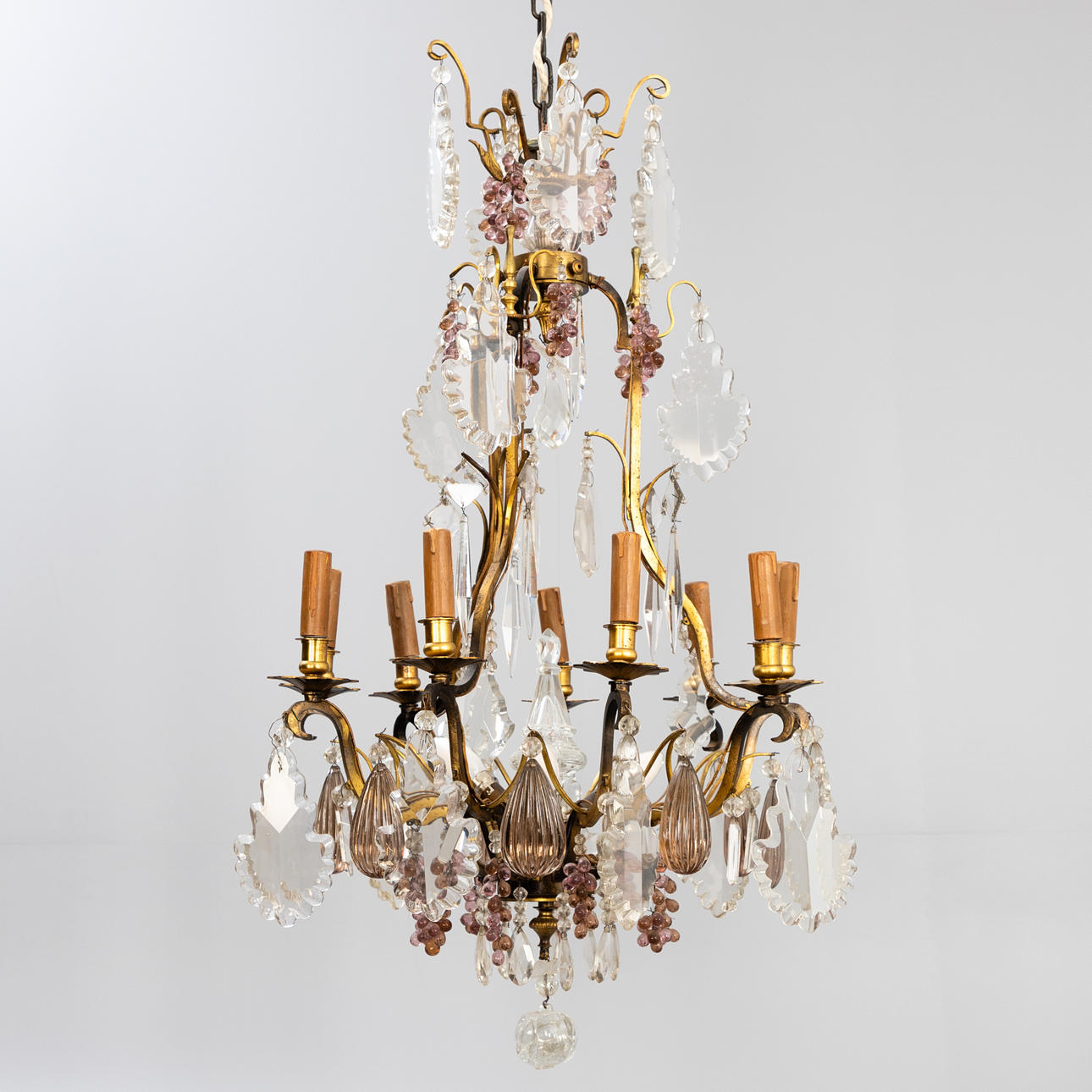 Prismenkrone mit Weinreben Behang, 19. Jh.