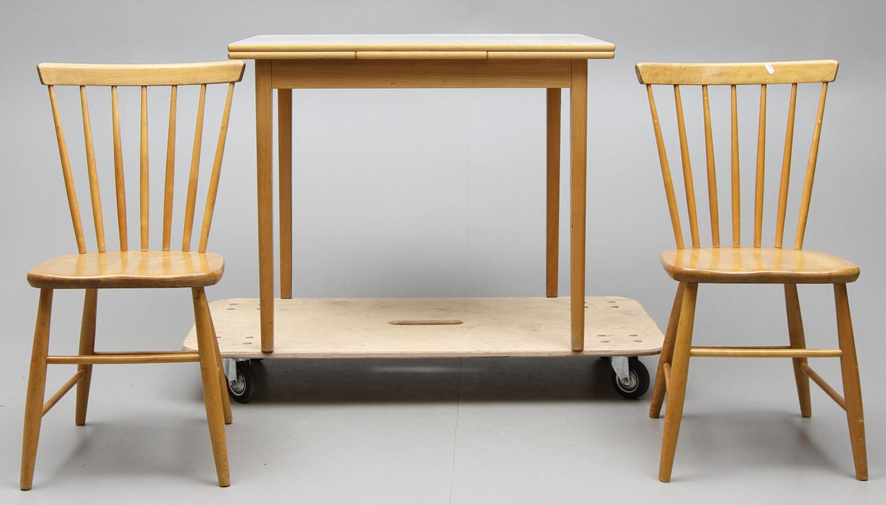 KÖKSBORD, samt 2 stolar 1960-tal.